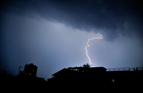 管型避雷器和保護(hù)間隙-管型避雷器的作用和動(dòng)作原理